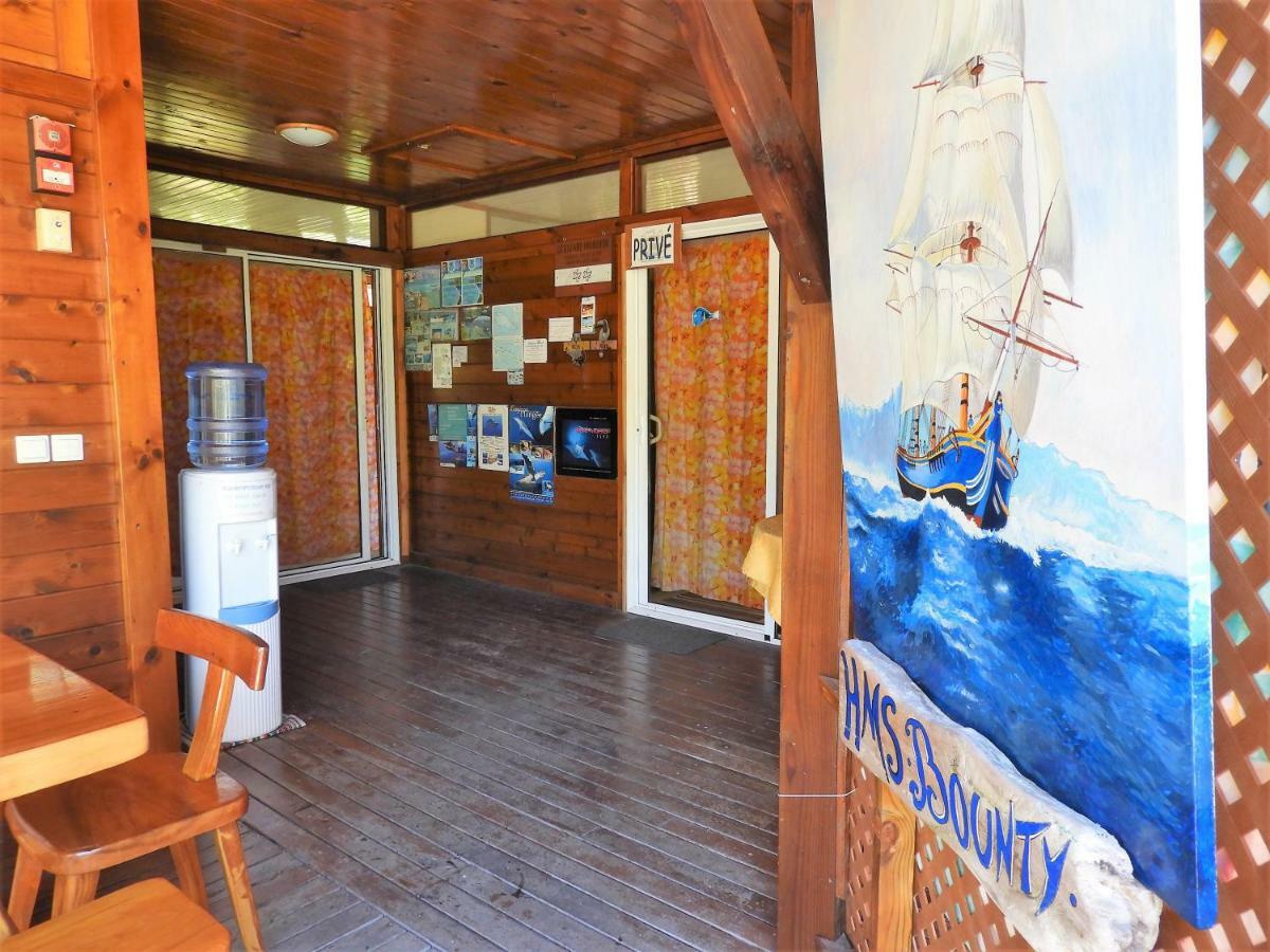 Pension Bounty Tiputa Exterior photo